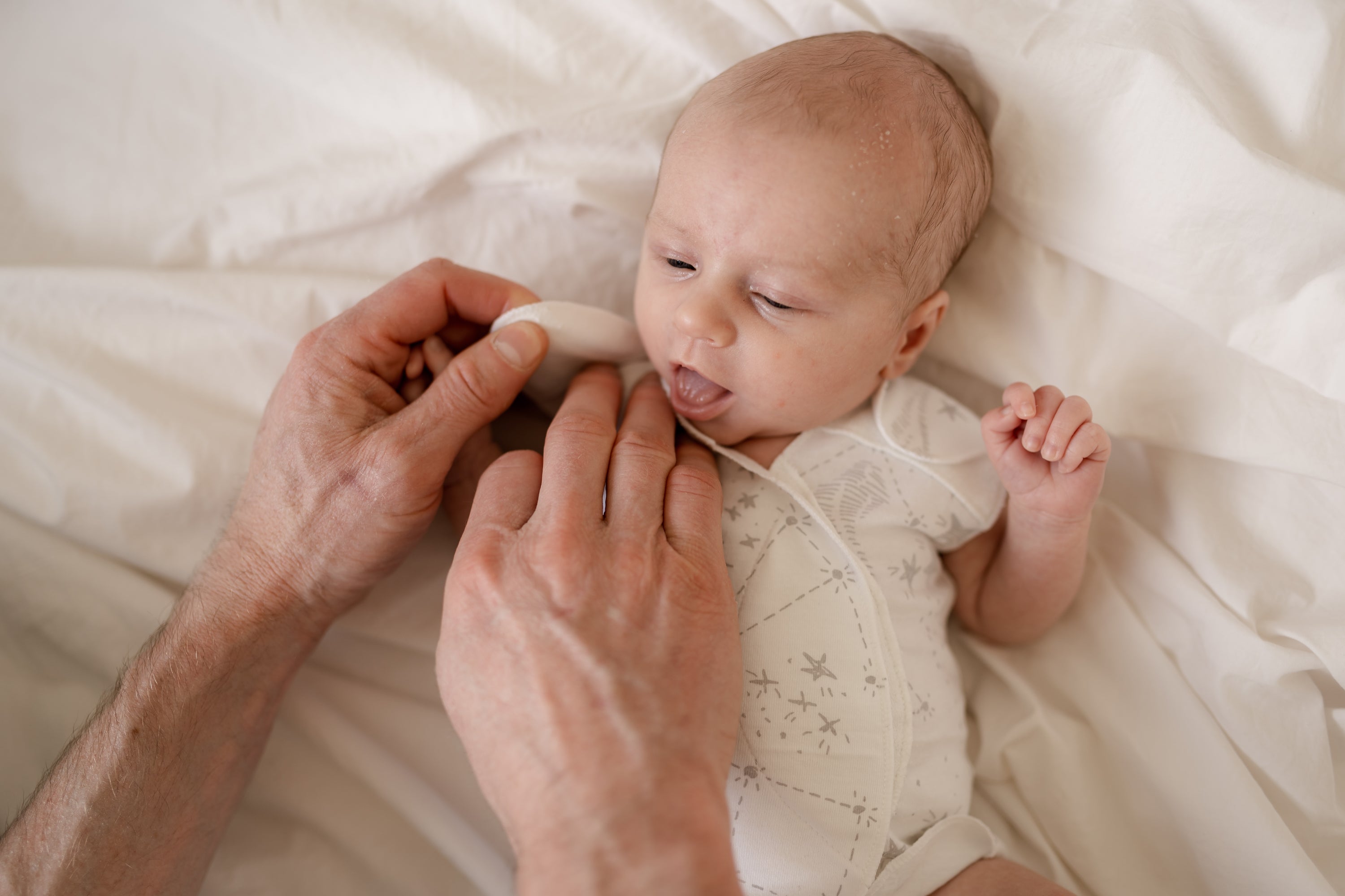 Swado Newborn Gown