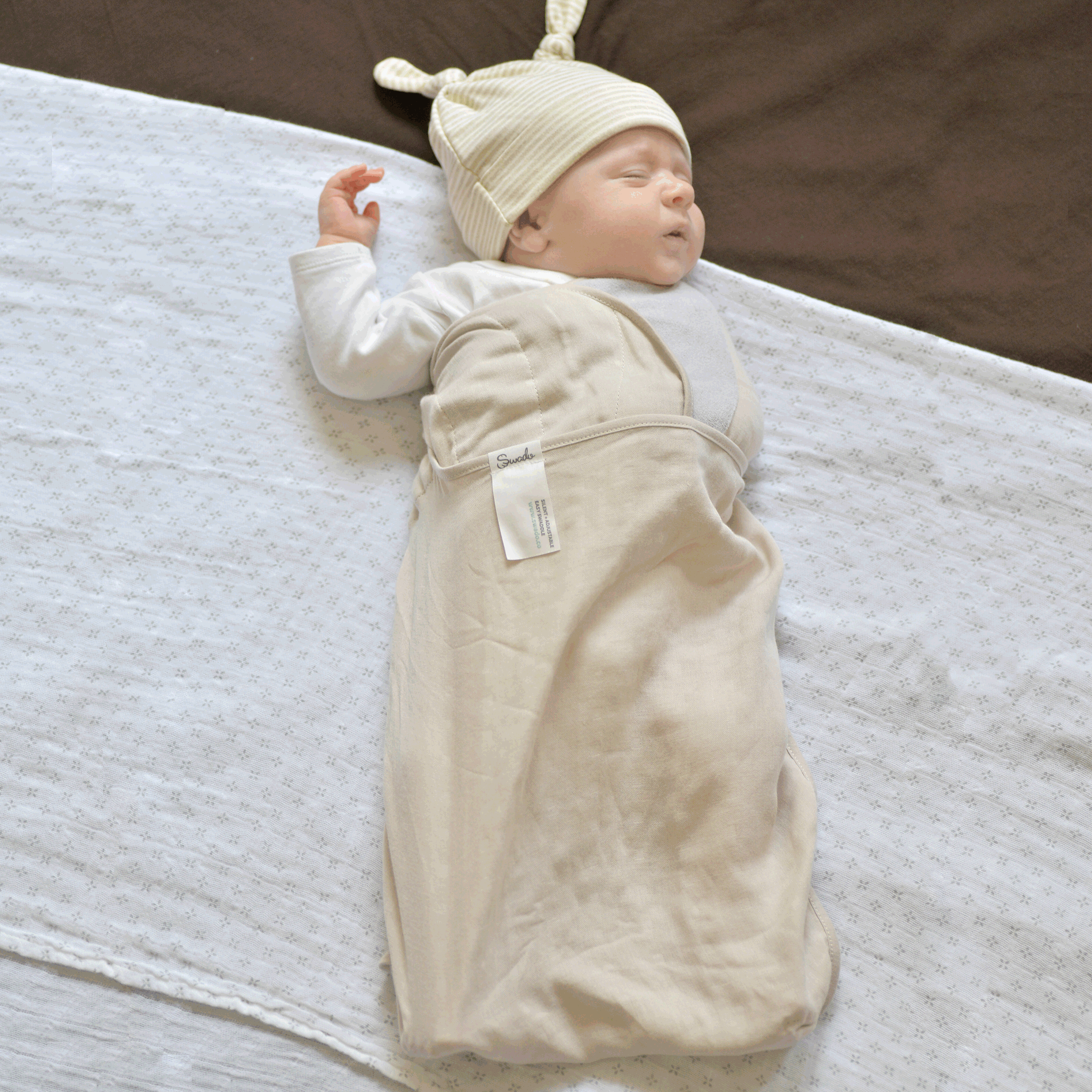 Swado Adjustable Swaddle — Muslin